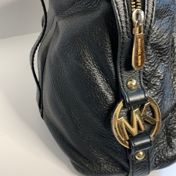 Micheal Kors shoulder bag - Picture 2 of 3